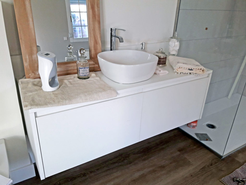 mueble de baño suspendido